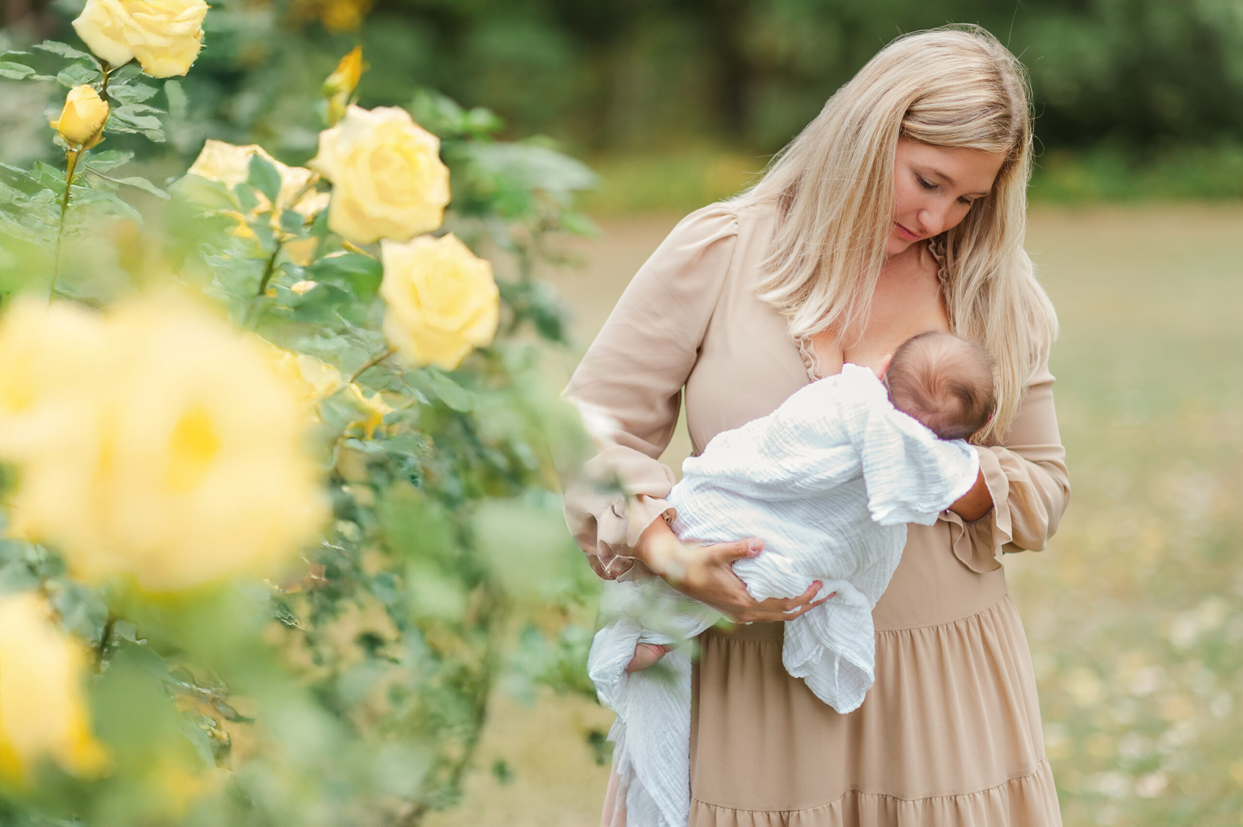 Outdoor newborn photography york harrisburg lancaster pa photographer baby maternity