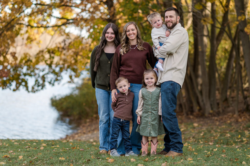 family photography session near Lake Redman in York Pennsylvania