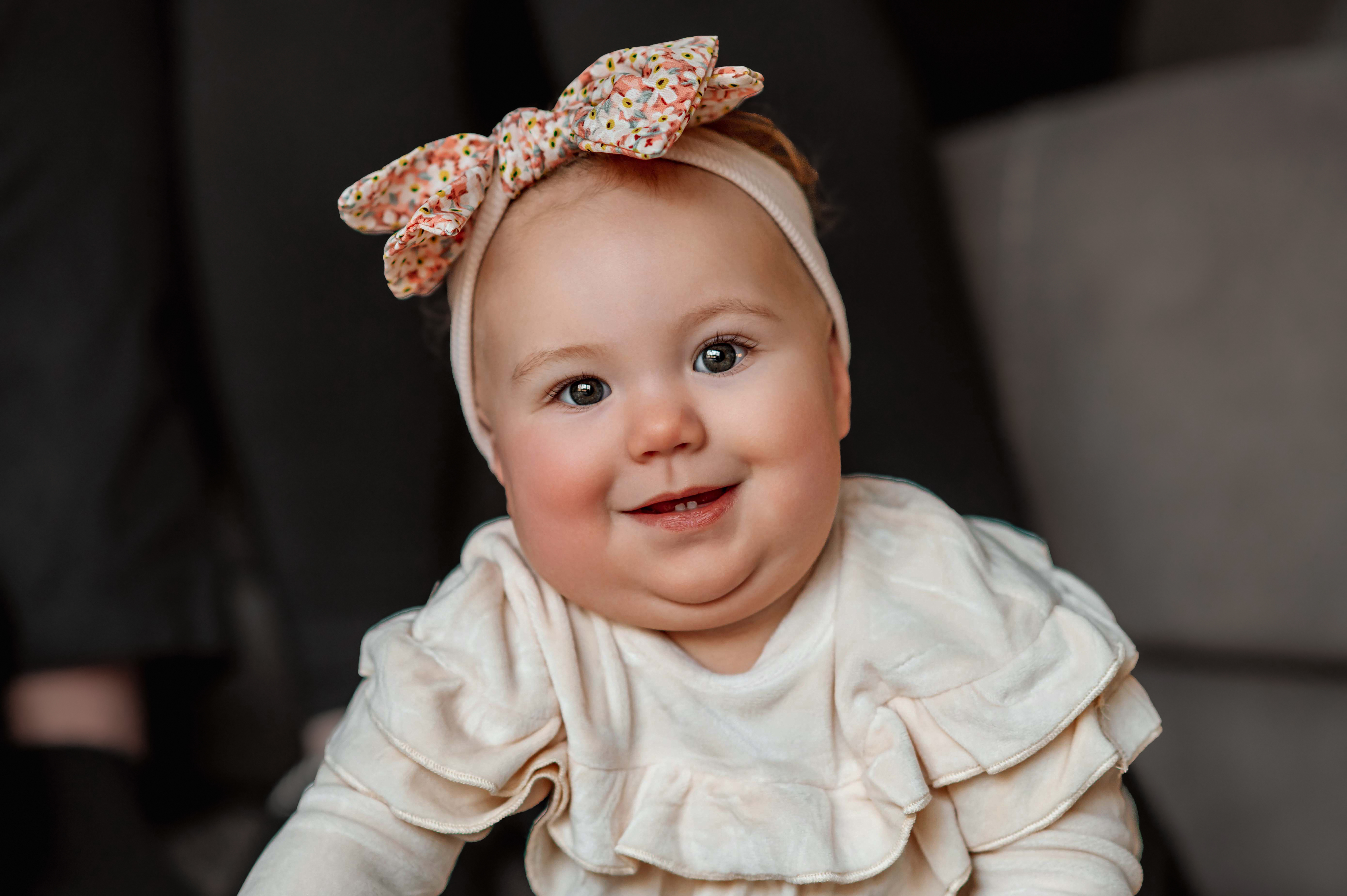 Baby photographer milestone in lancaster, pa