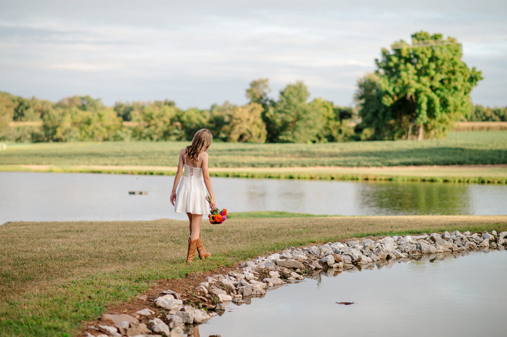 senior portrait session at wedding venue in York Pennsylvania